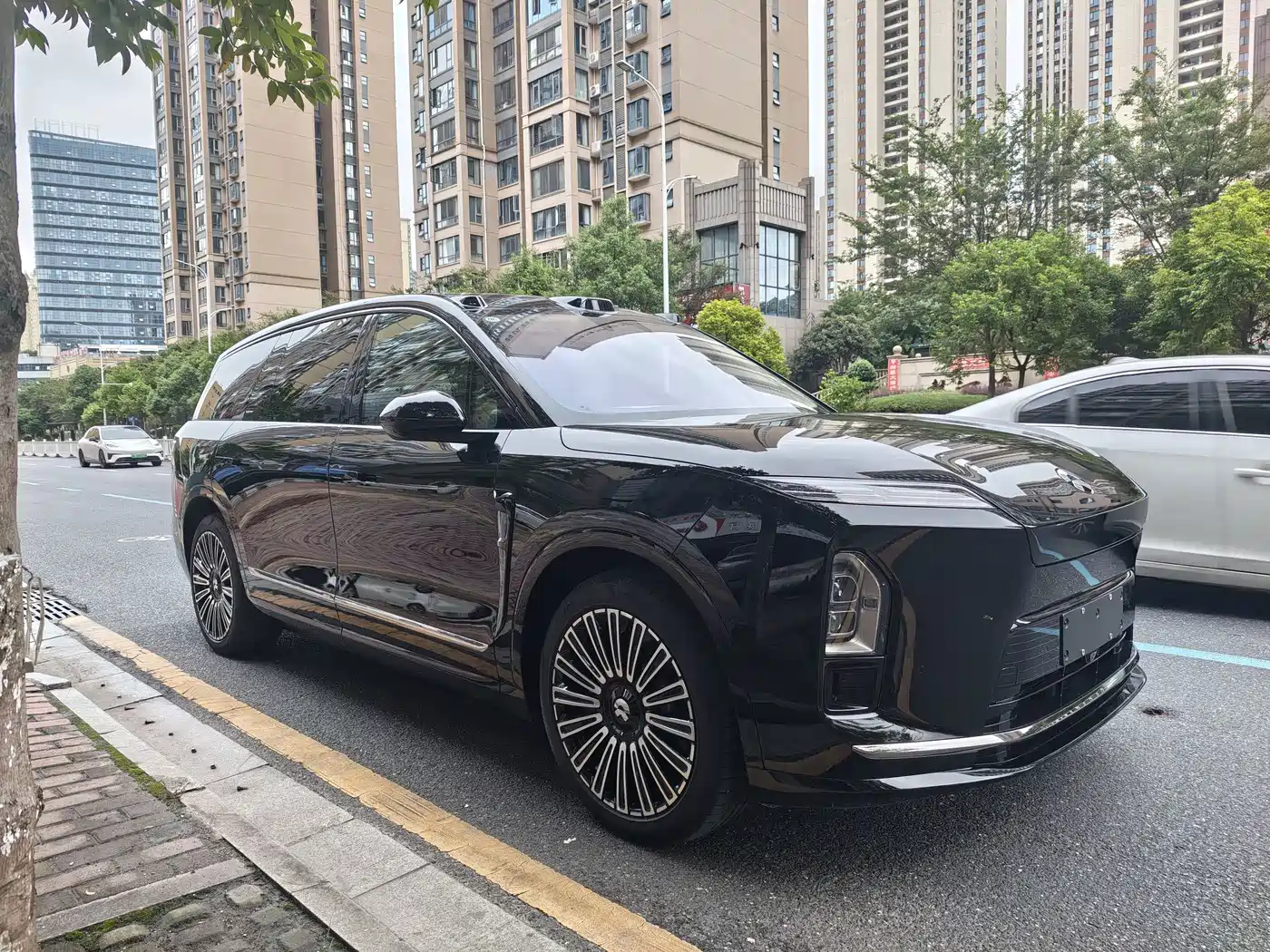 NIO ES8 2026 2025 Model 6-Seat Executive Luxury Edition