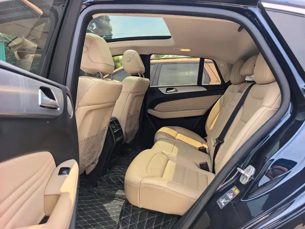 Mercedes-Benz GLE Coupe 2016 2015 GLE 320 4MATIC Coupe SUV