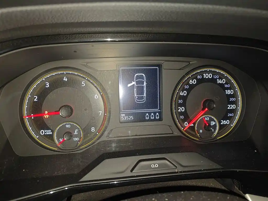 Volkswagen Lavida 2021 1.5L Auto Comfort Edition фото 8
