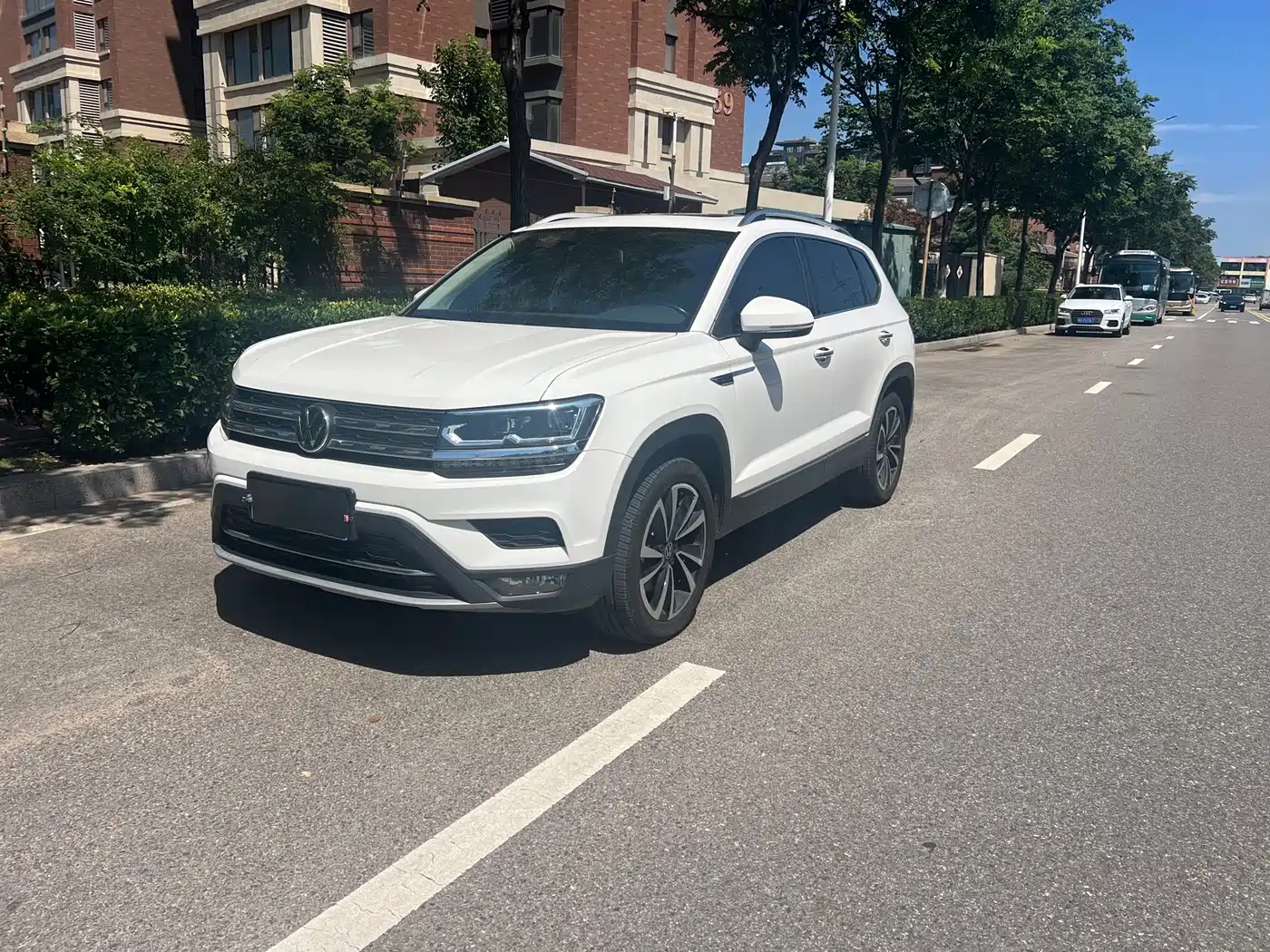 Volkswagen Tharu 2021 330TSI 4WD Luxury Plus