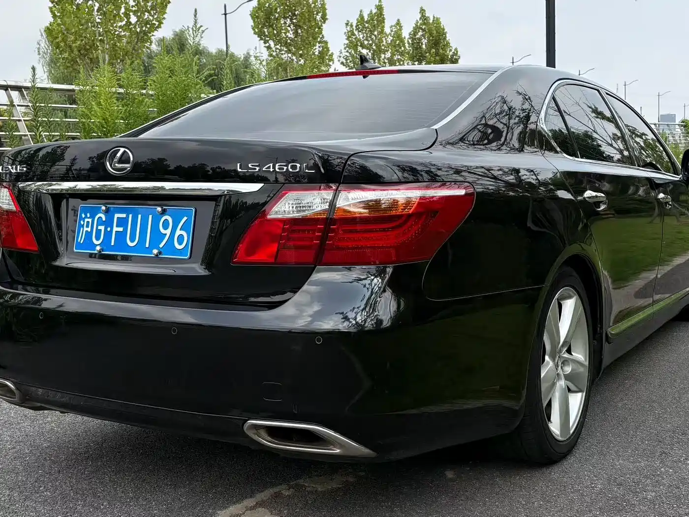 Lexus LS 2010 460L Premium Edition фото 5