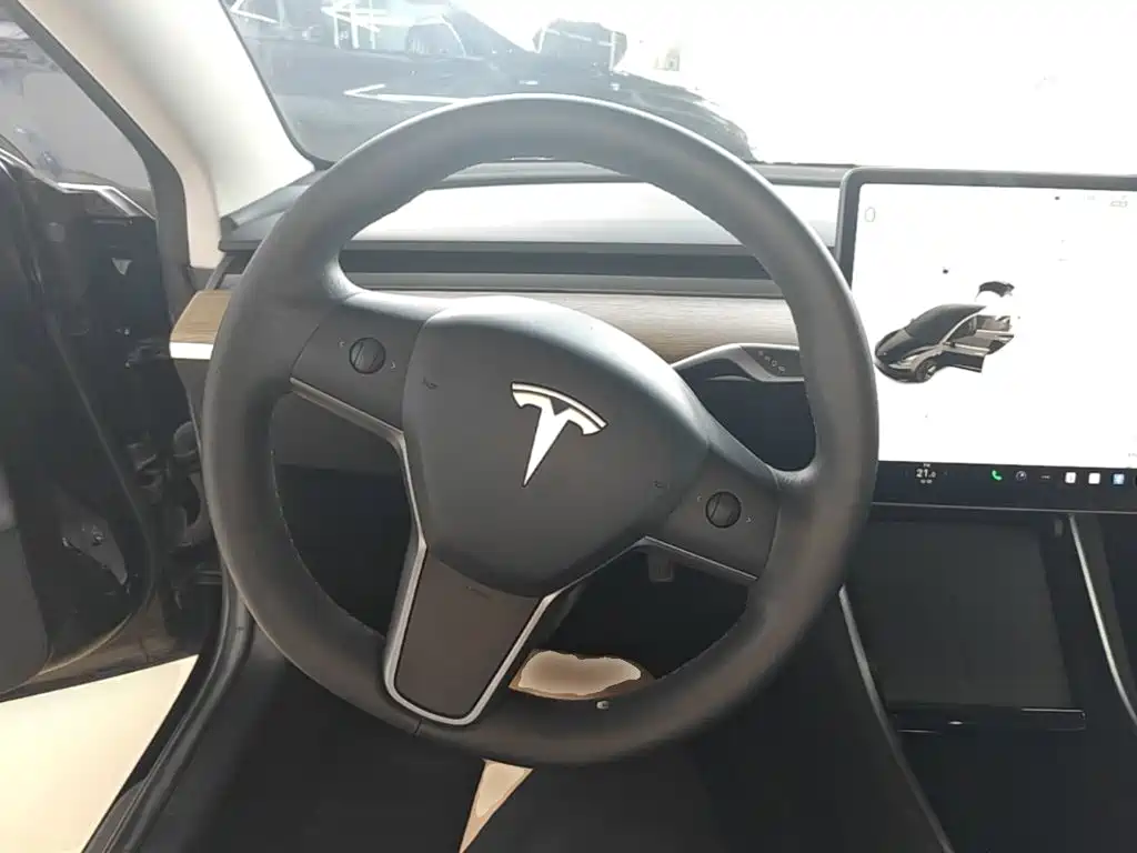 Tesla Model 3 2020 2020 Facelift Standard Range RWD Upgrade