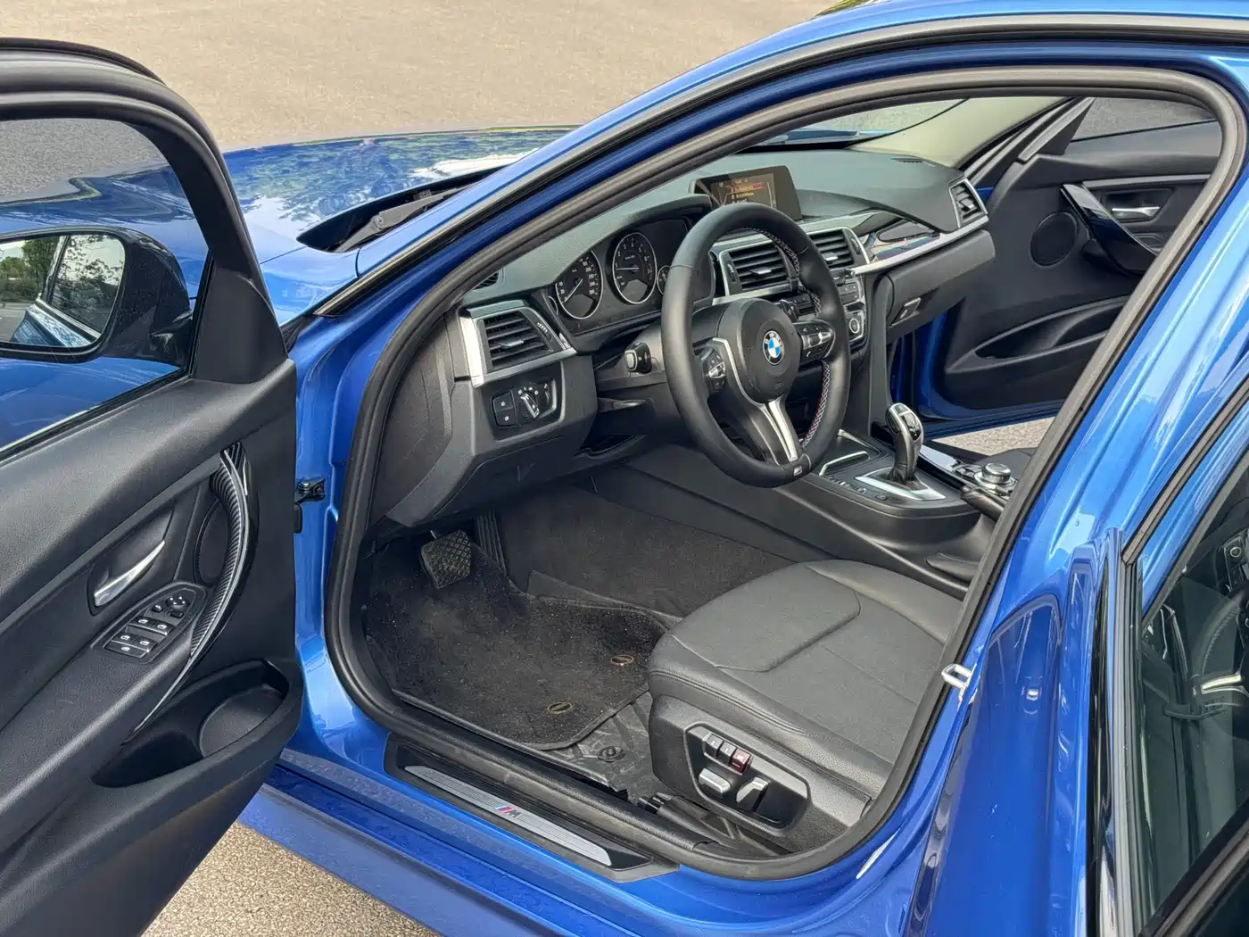 BMW 3 Series 2017 320Li M Sport фото 18