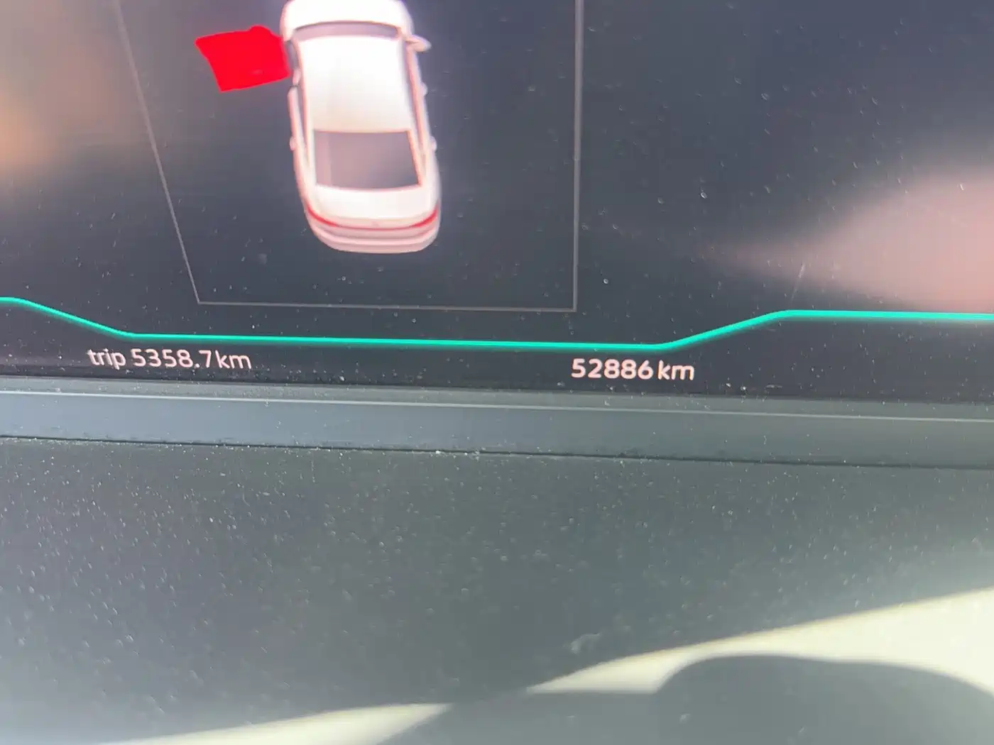 Volkswagen Passat 2023 330TSI Starlight Luxury Edition фото 3
