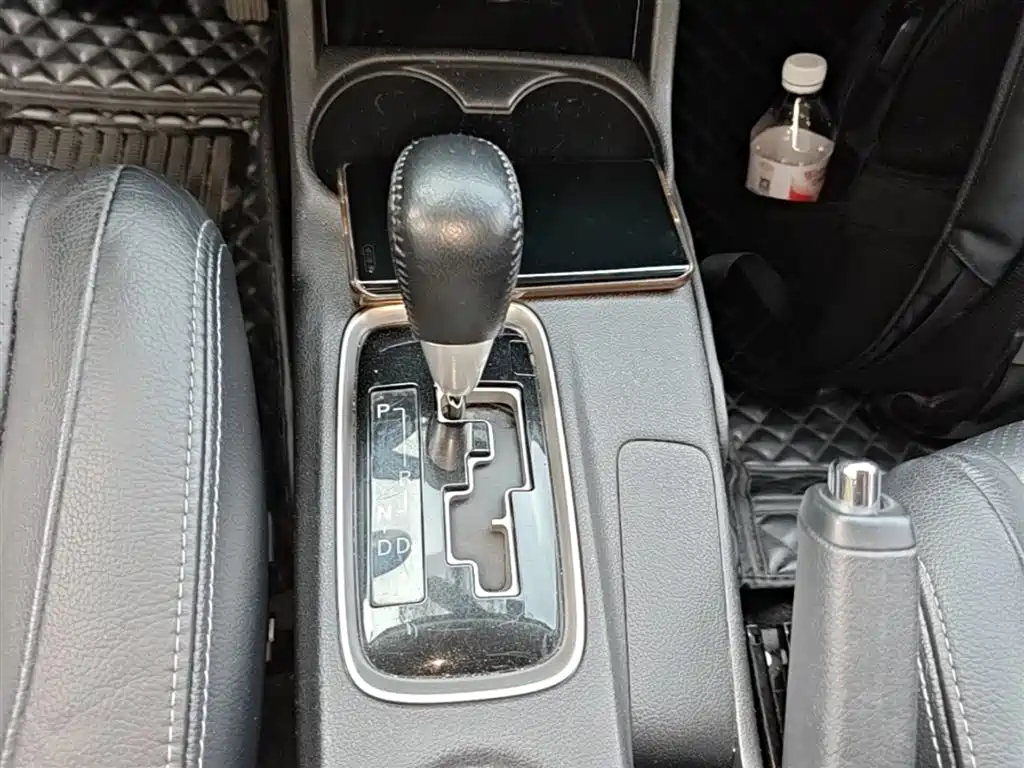 Mitsubishi Outlander (Import) 2014 2.4L 4WD Luxury Value Edition 5-seater фото 14