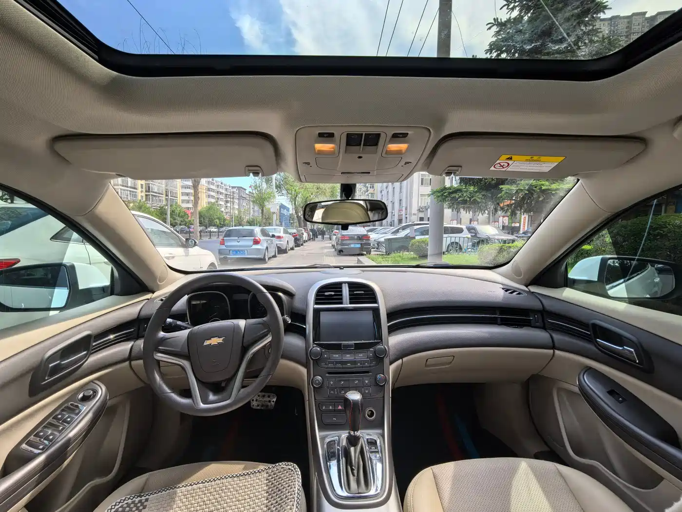 Chevrolet Malibu 2012 2.0L Automatic Comfort Edition фото 9