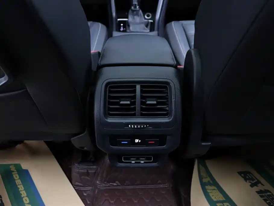 Volkswagen Touran 2018 Touran L 280TSI DSG Comfort 7-seater China V фото 20
