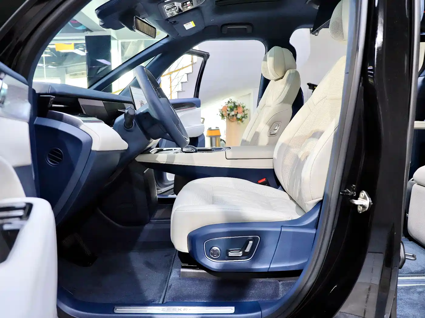 ZEEKR EXTREME KRYPTON 009