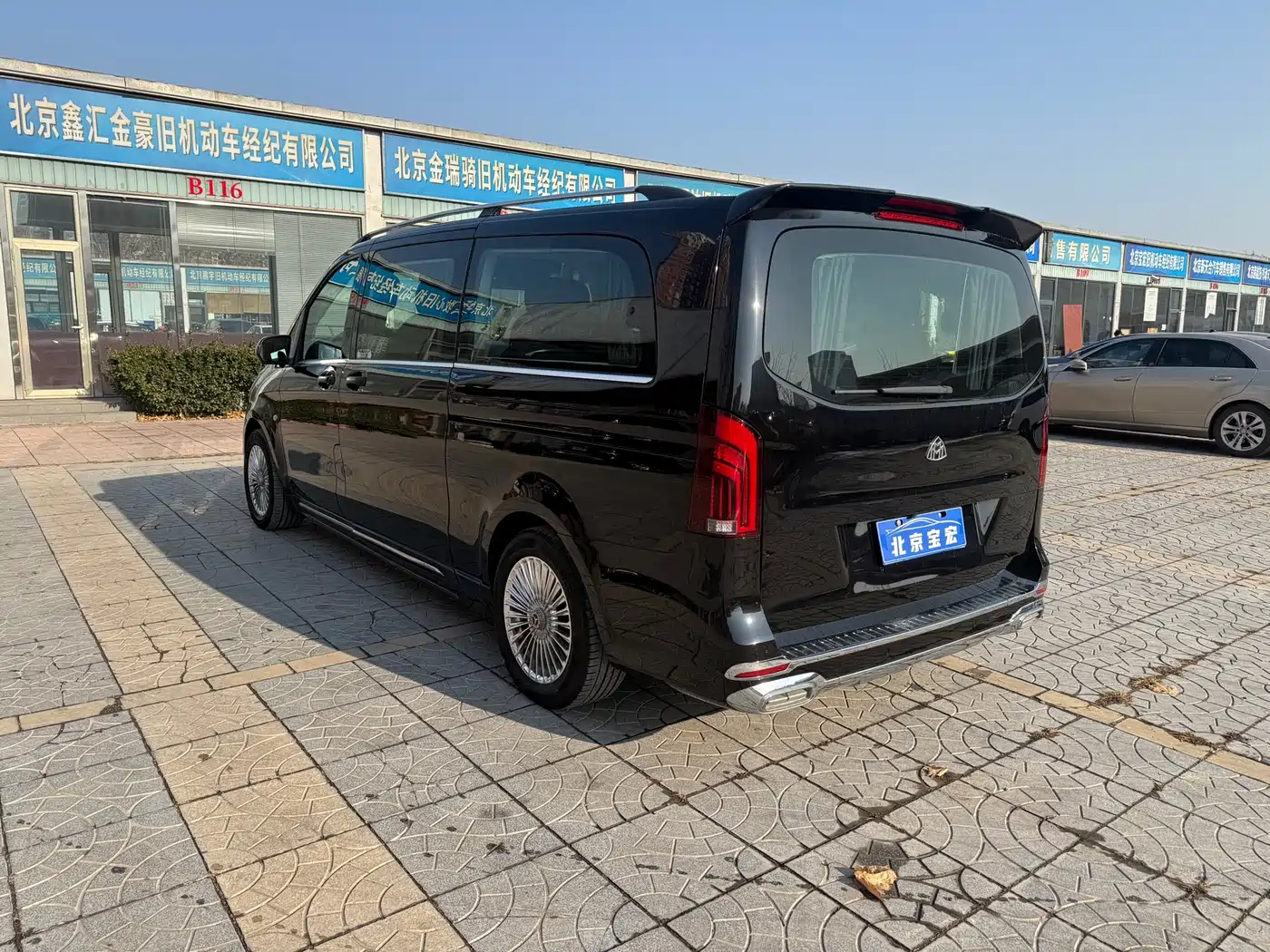 Mercedes-Benz Vito 2021 2.0T Business Edition 7-seater фото 20
