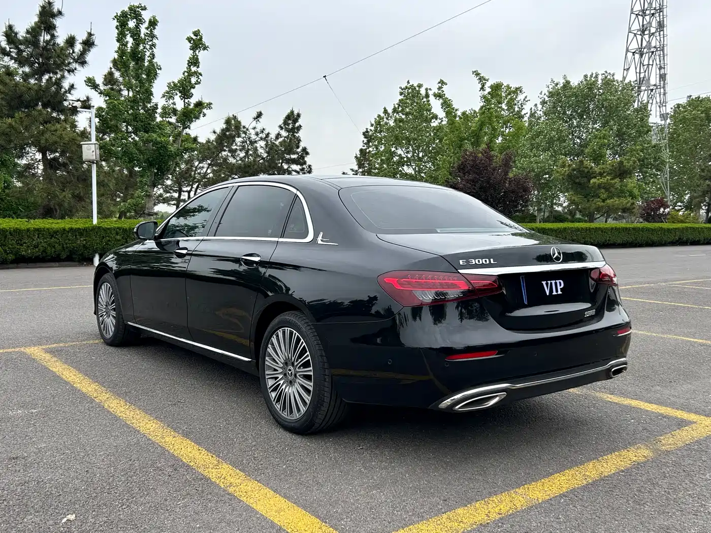 Mercedes-Benz E-Class 2021 E 300 L Fashion фото 7