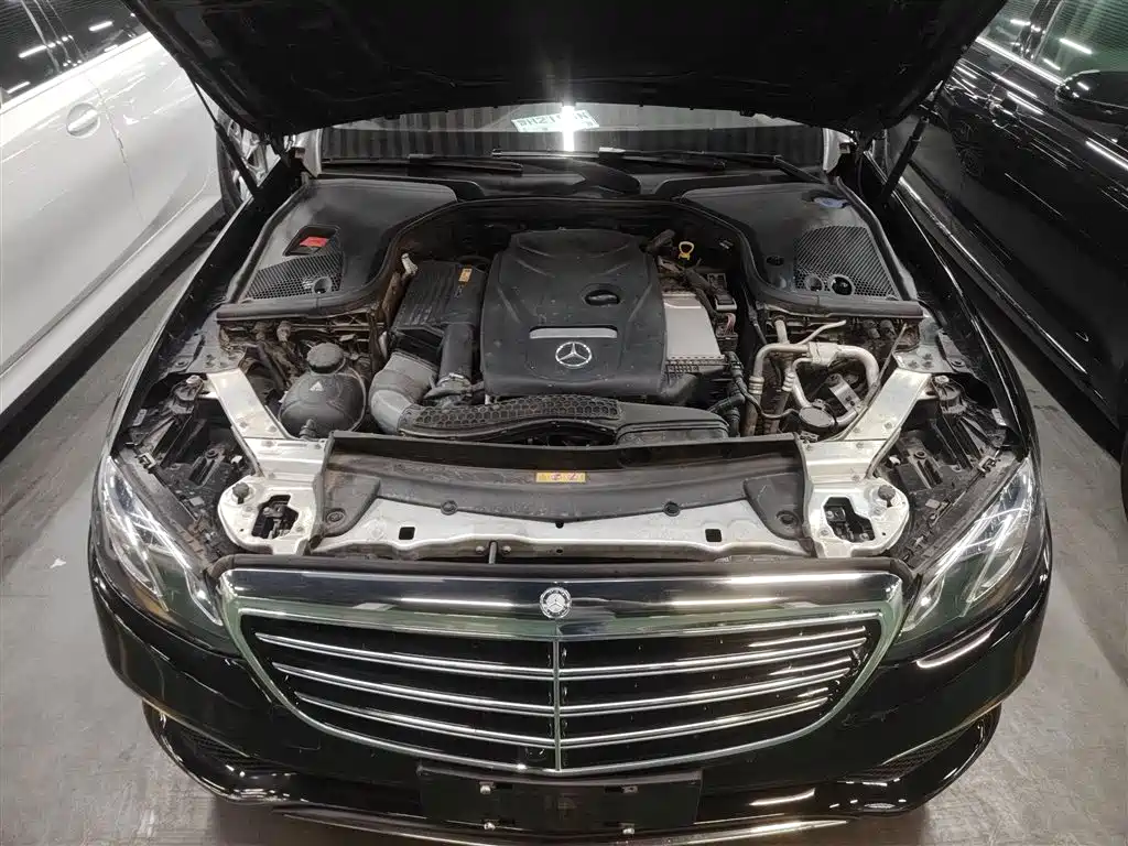 Mercedes-Benz E-Class 2016 E 300 L Fashion Type фото 10