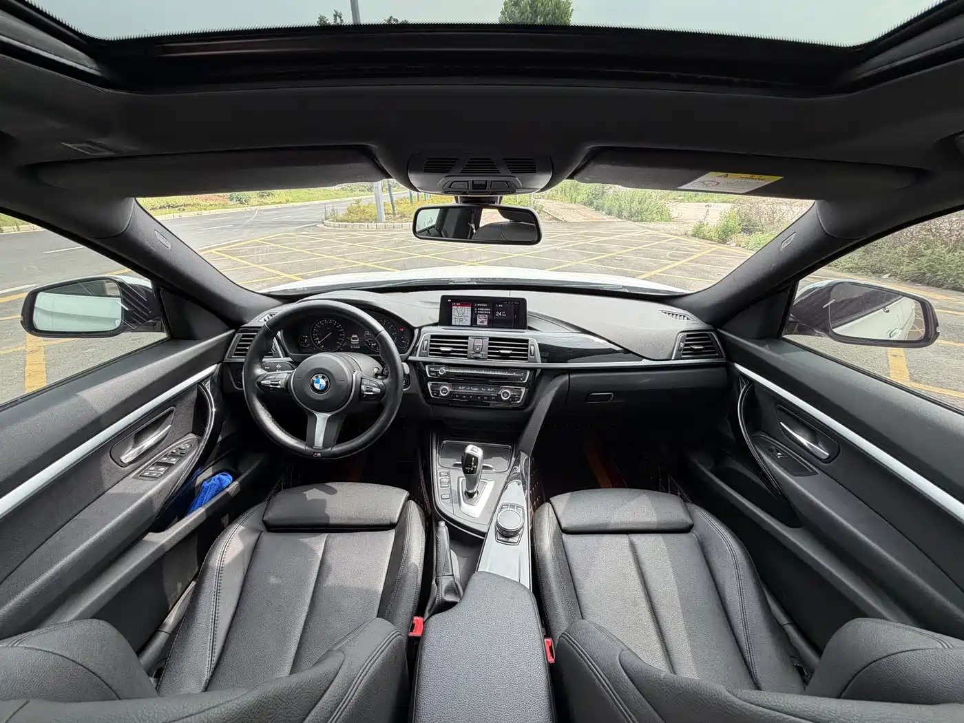 BMW 3 Series GT 2020 320i M Sport Package фото 10