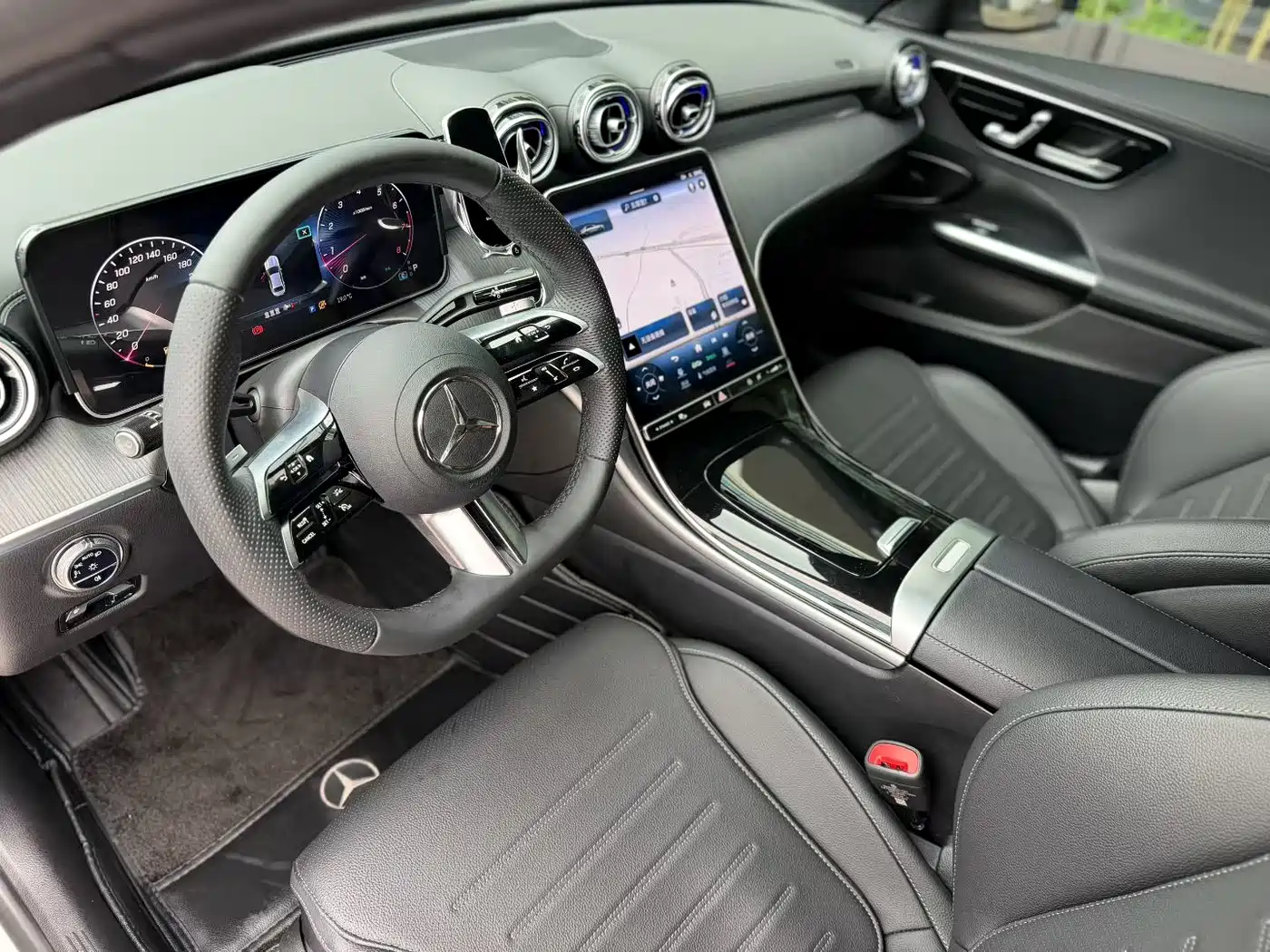 Mercedes-Benz C-Class 2024 C 260 L Sport фото 3