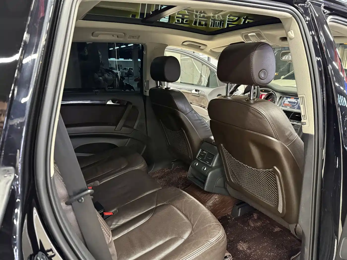 Audi Q7 2011 3.0 TFSI Technology (200kW) фото 17