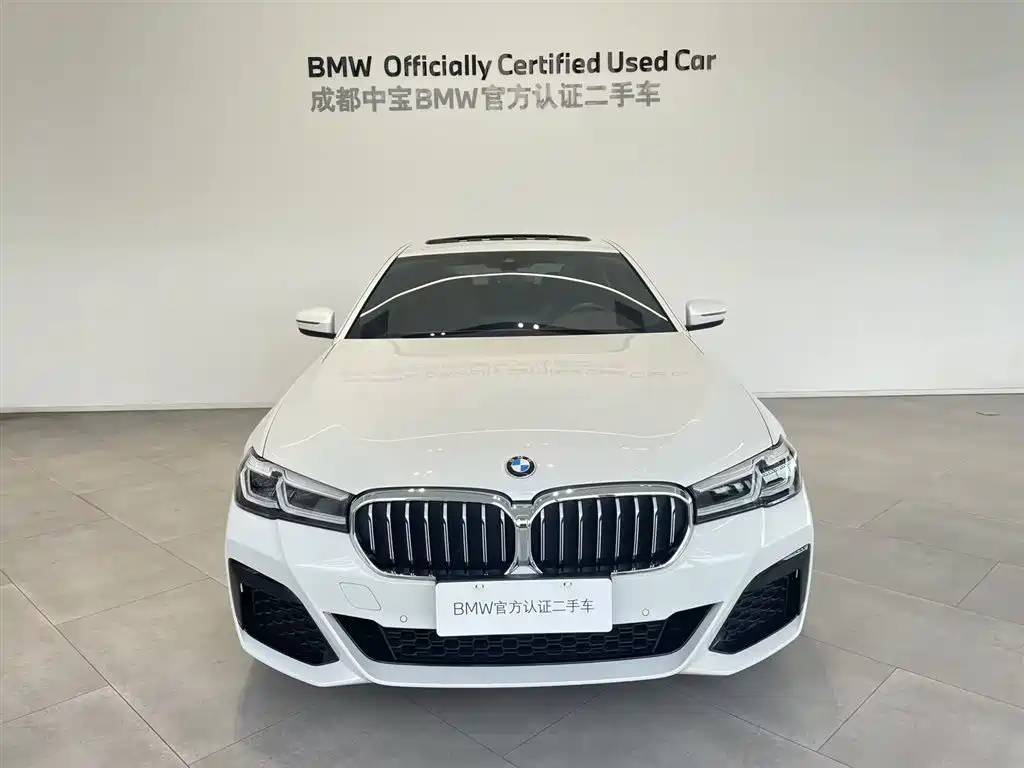 BMW 5 Series 2022 Model Second Facelift 525Li M Sport Package фото 5