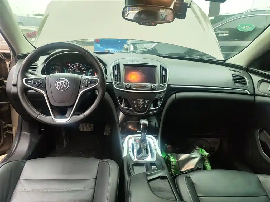 Buick Regal 2015 1.6T Elite Tech Edition фото 10