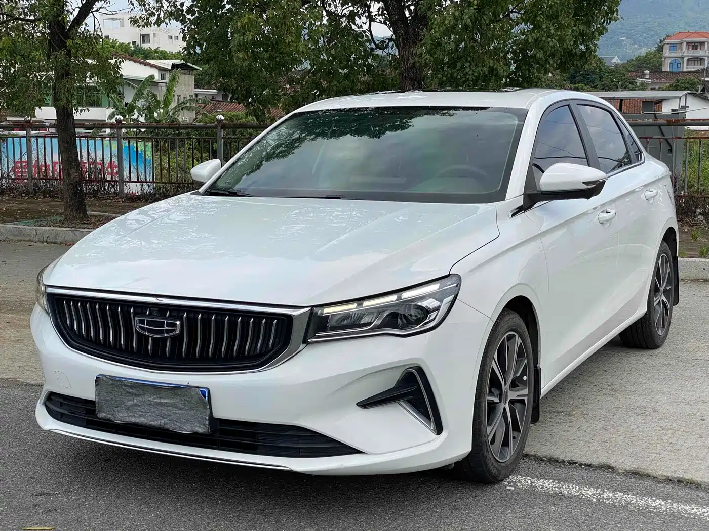 Geely Emgrand 2022 4th Generation 1.5L CVT Premium