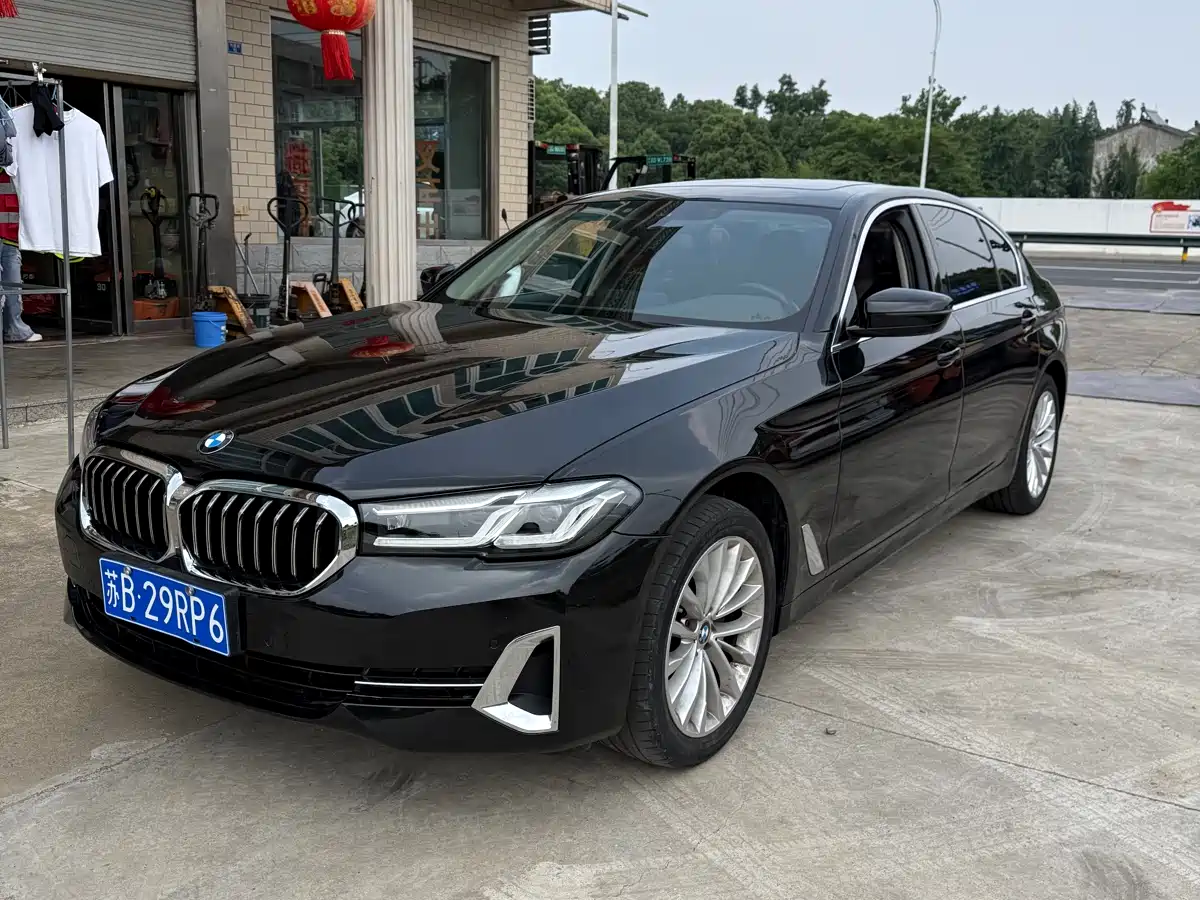 BMW 5 Series 2022 525Li M Sport Package