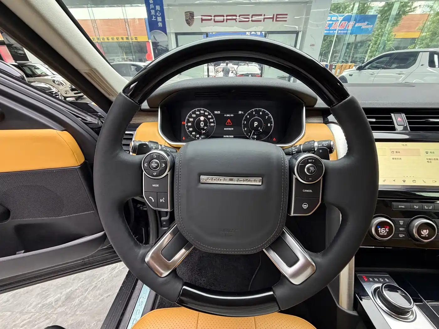 Land Rover Discovery 2017 3.0 SC V6 HSE фото 11