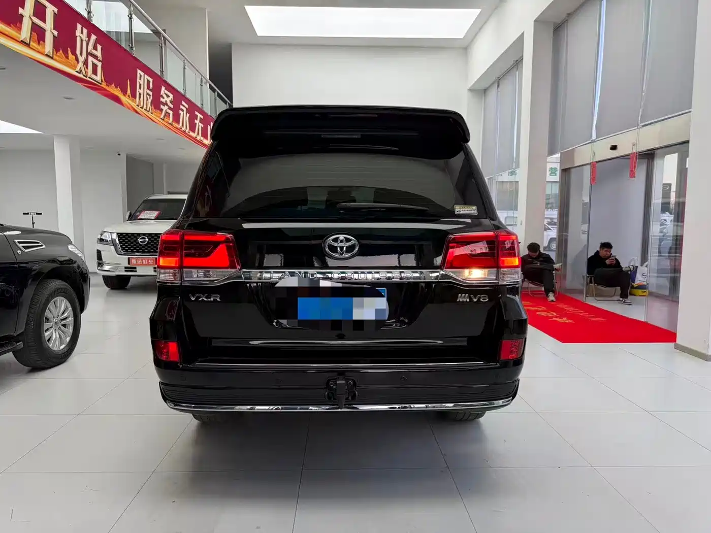 Toyota Land Cruiser (Import) 2015 4.0L V6 Middle East Limited Edition фото 8