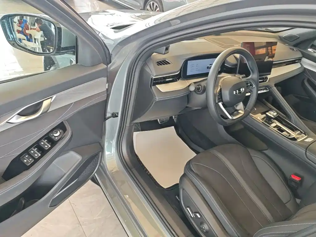 Geely Preface 2025 2026 Orient Yao 2.0TD Moonview Edition