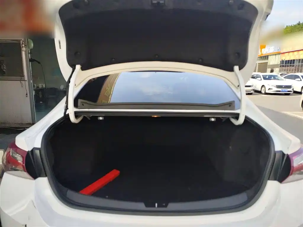 Chevrolet Malibu XL 2021 535T Auto Dynamic Edition фото 9
