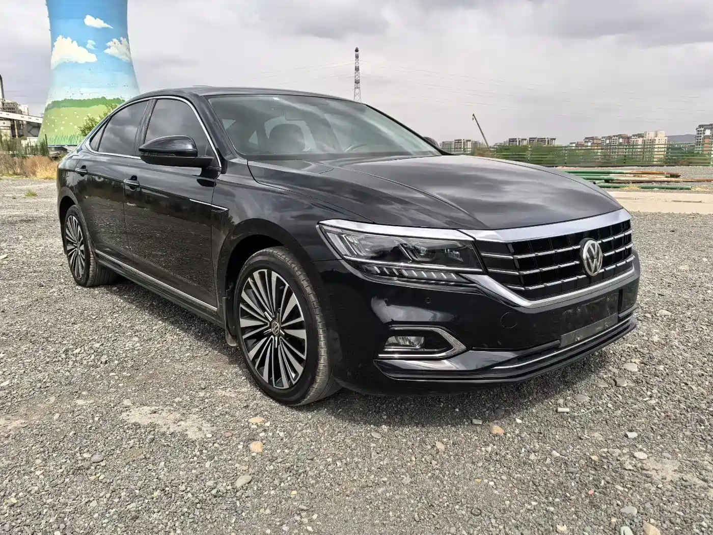 Volkswagen Passat 2019 330TSI Luxury Edition China VI фото 3