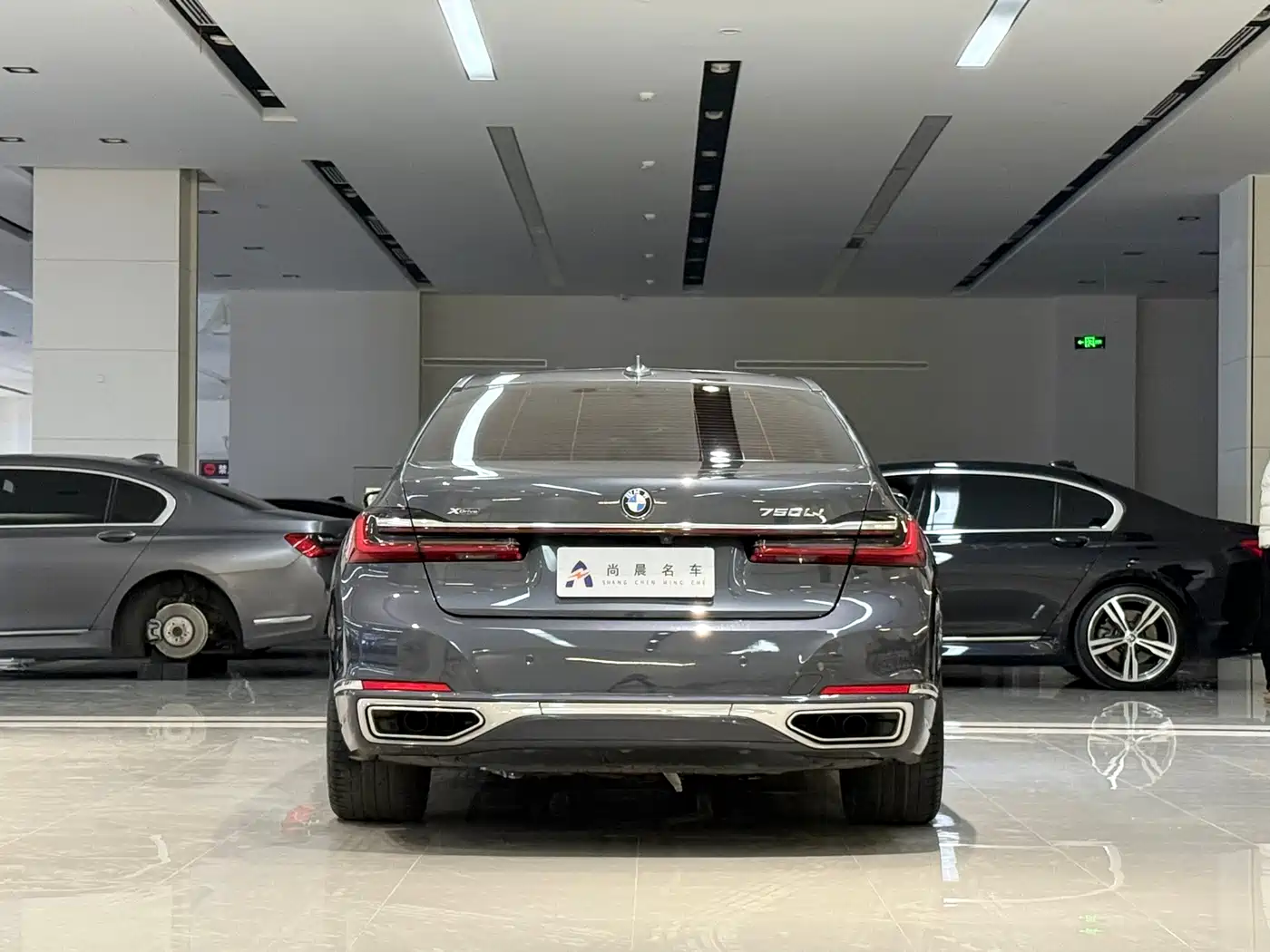 BMW 7 Series 2019 750Li xDrive V8 Luxury Package фото 16