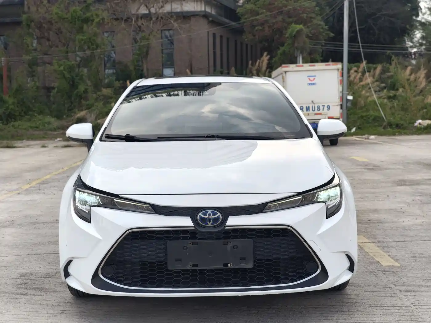 Toyota Levin 2019 Dual Engine 1.8H E-CVT Luxury Edition China V фото 2