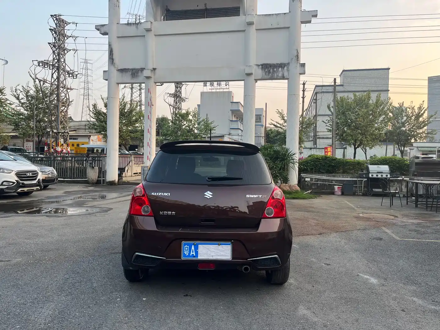 Фото 6 - Suzuki Swift