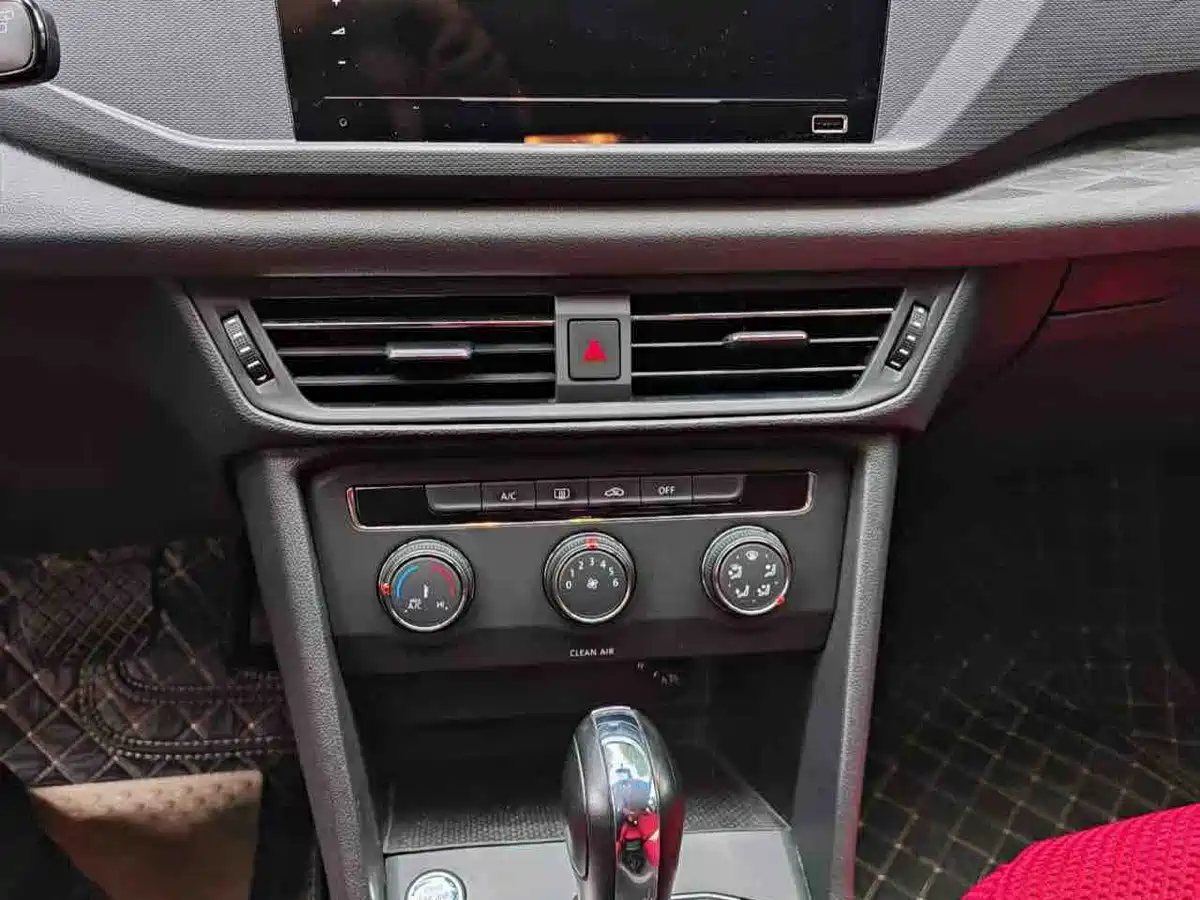 Volkswagen Tharu 2021 Model 280TSI 2WD Trend Edition фото 9