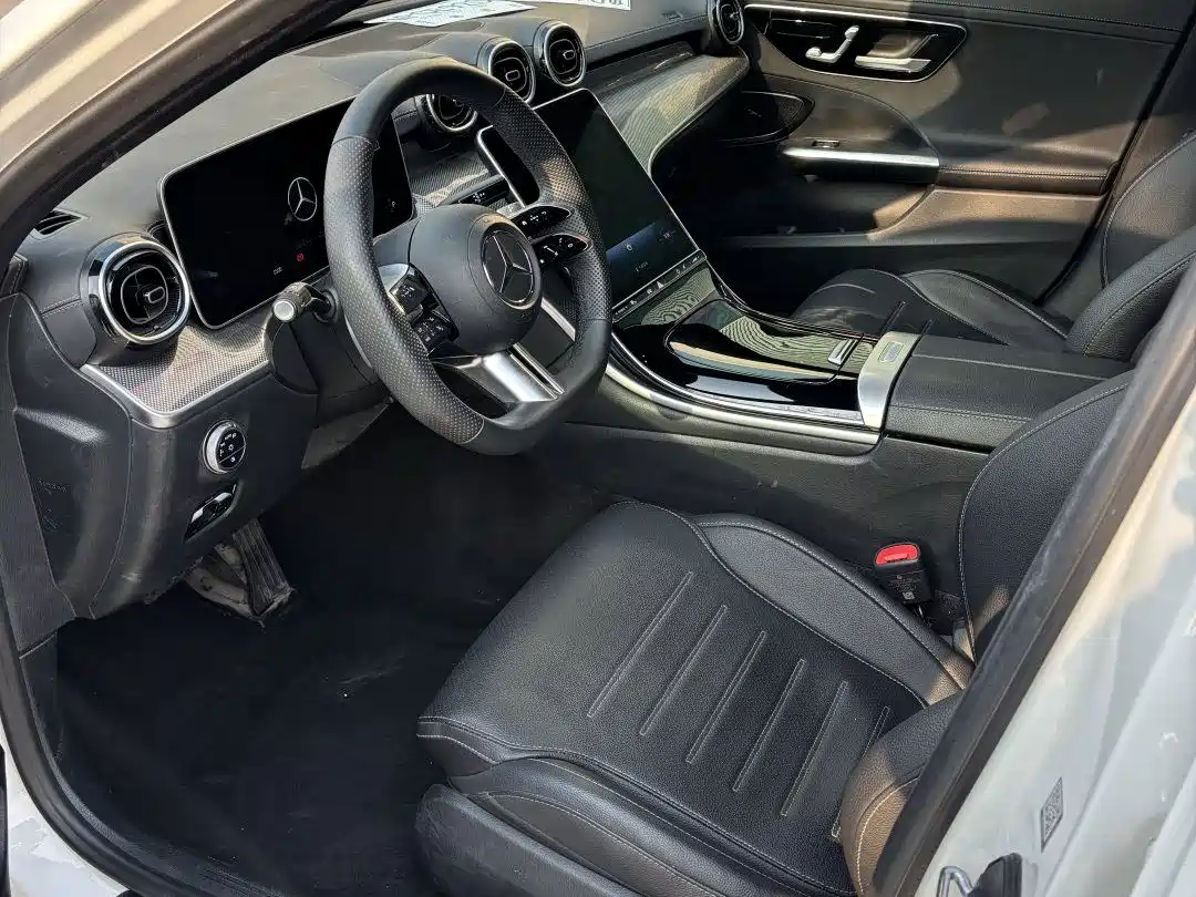 Mercedes-Benz C-Class 2023 C 200 L Sport фото 3
