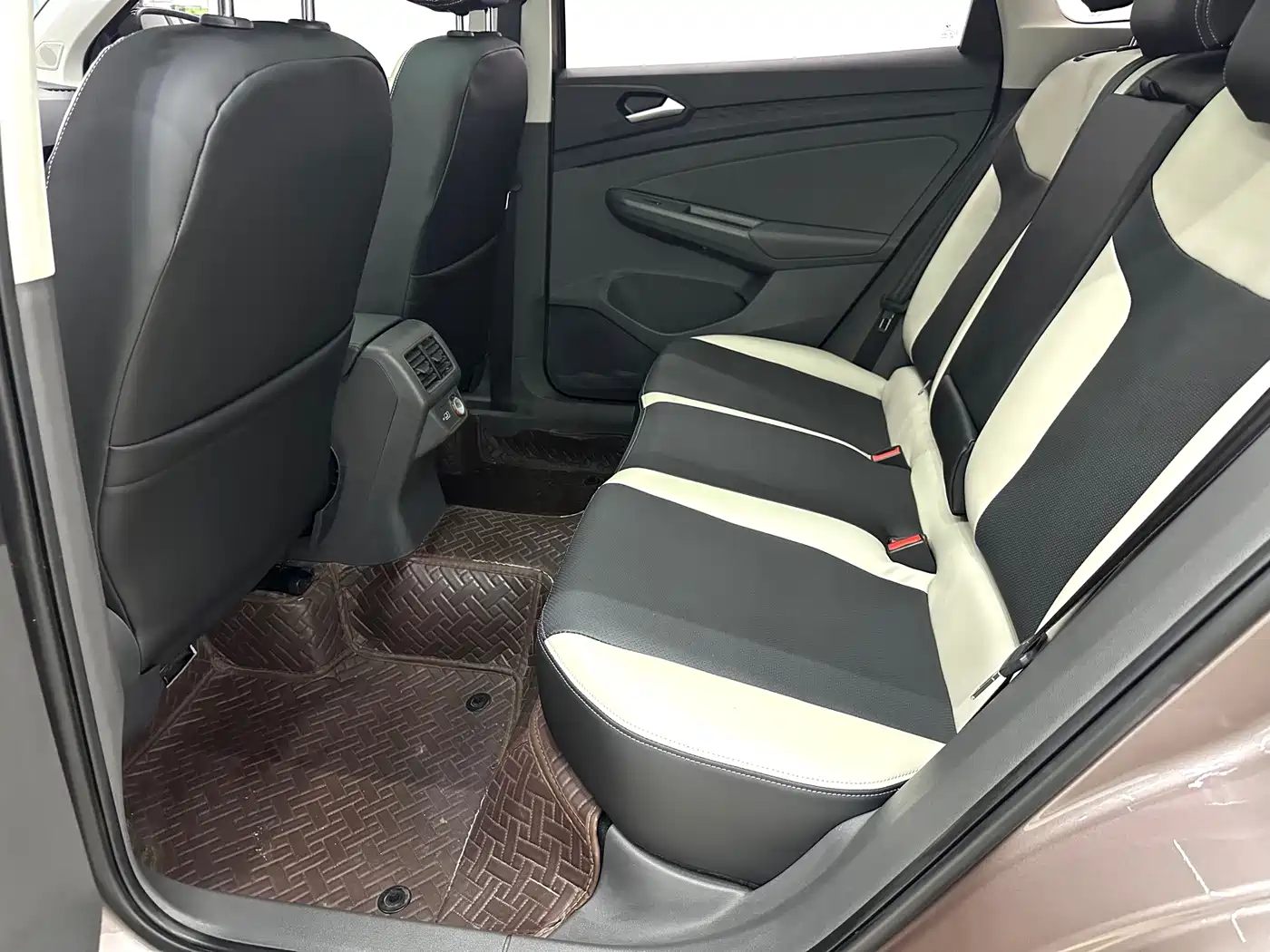 Jetta VS7 2020 2021 1.4T Automatic Delight Edition