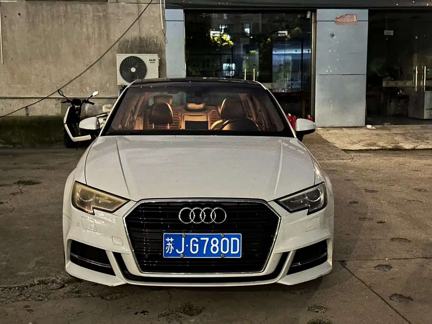 Photo 2 - Audi A3
