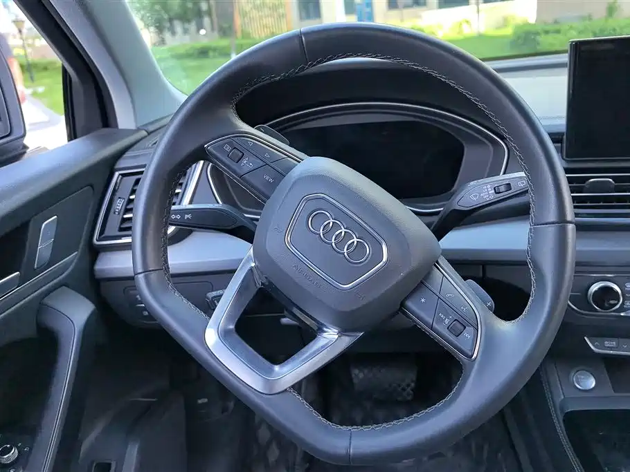 Audi Q5L 2023 40T Fashion Elegance фото 15