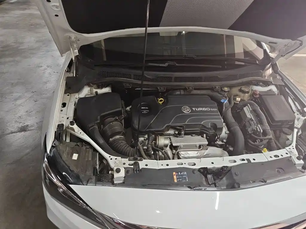 Buick Verano 2017 Sedan 20T DCT Leading фото 21