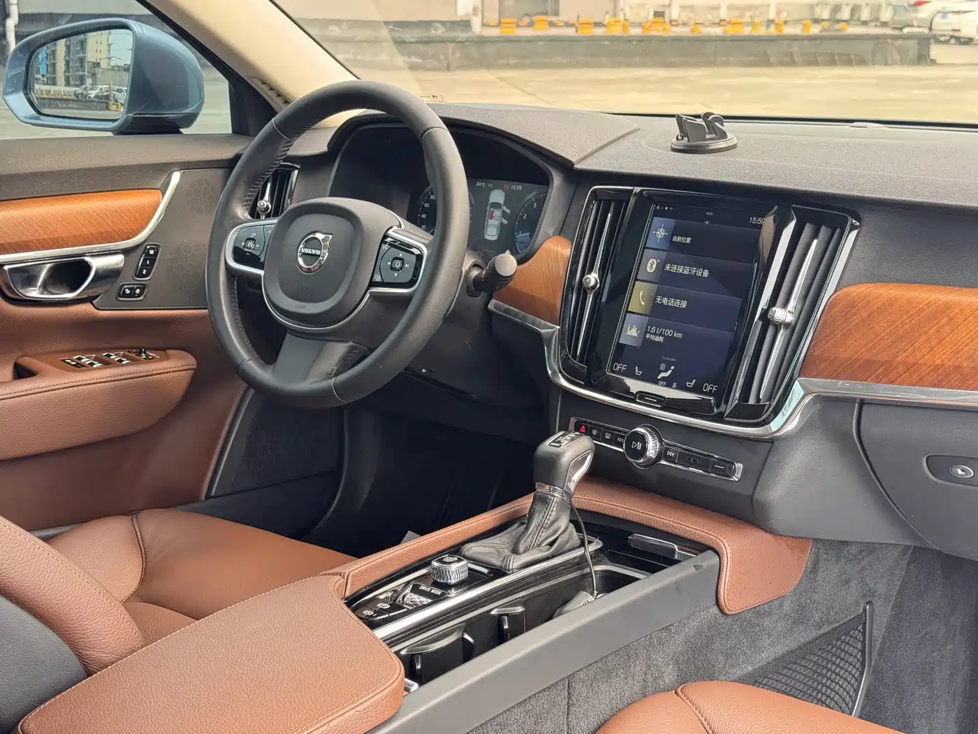 Фото 8 - Volvo S90