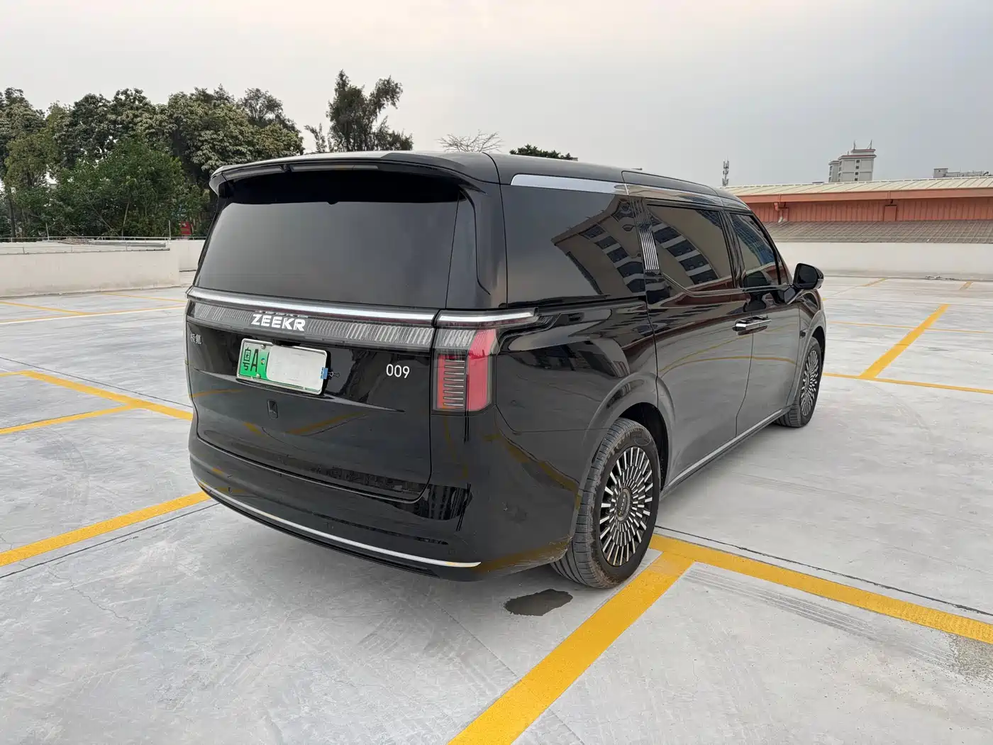 ZEEKR EXTREME KRYPTON 009