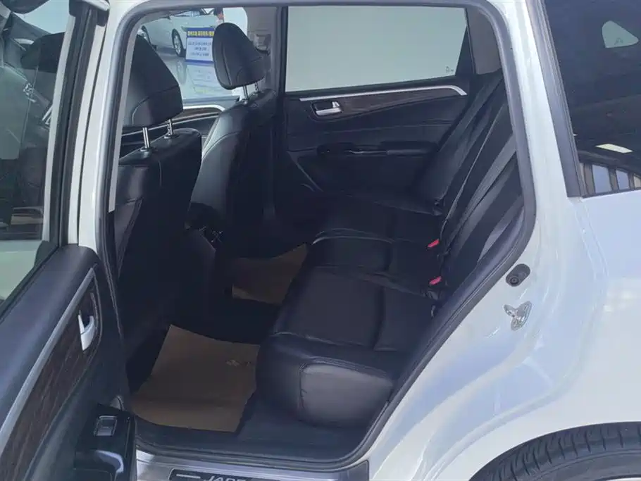 Honda Jade 2019 2017 210TURBO CVT Luxury Edition 5-seater
