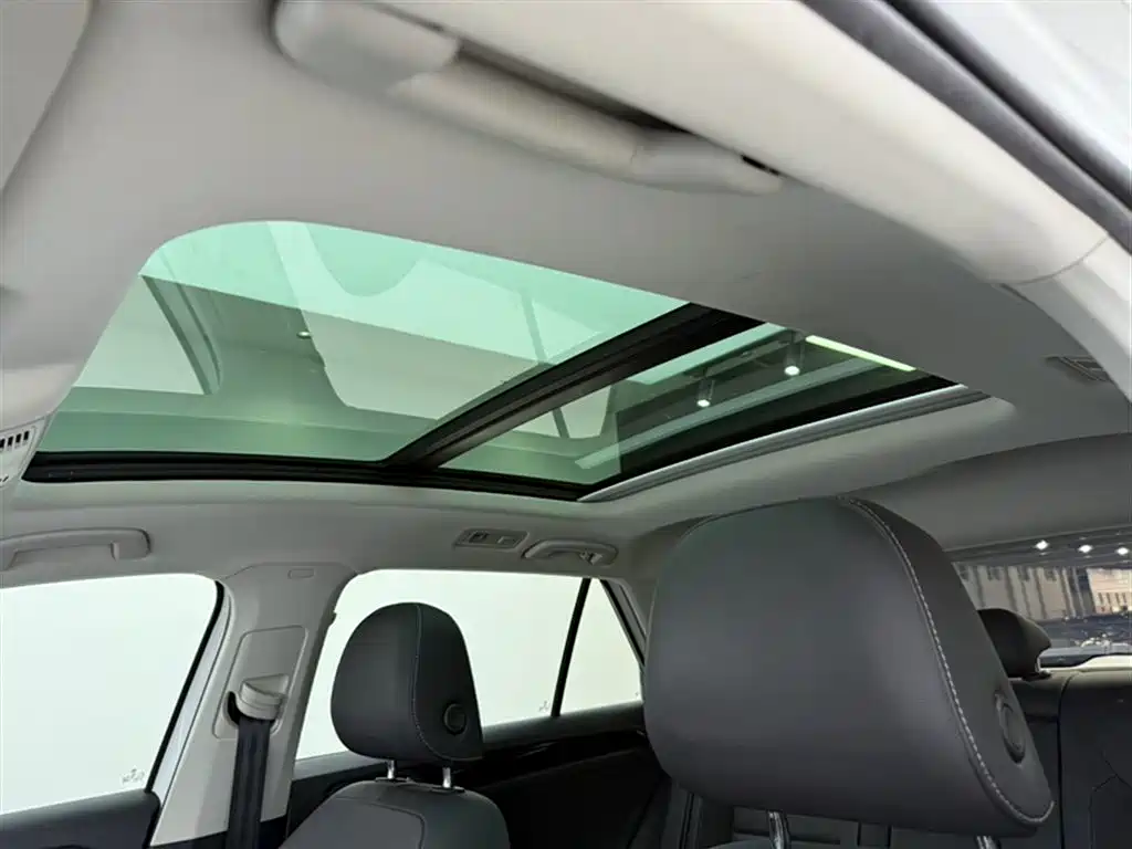 Volkswagen T-ROC 2020 280TSI DSG 2WD Comfort фото 3