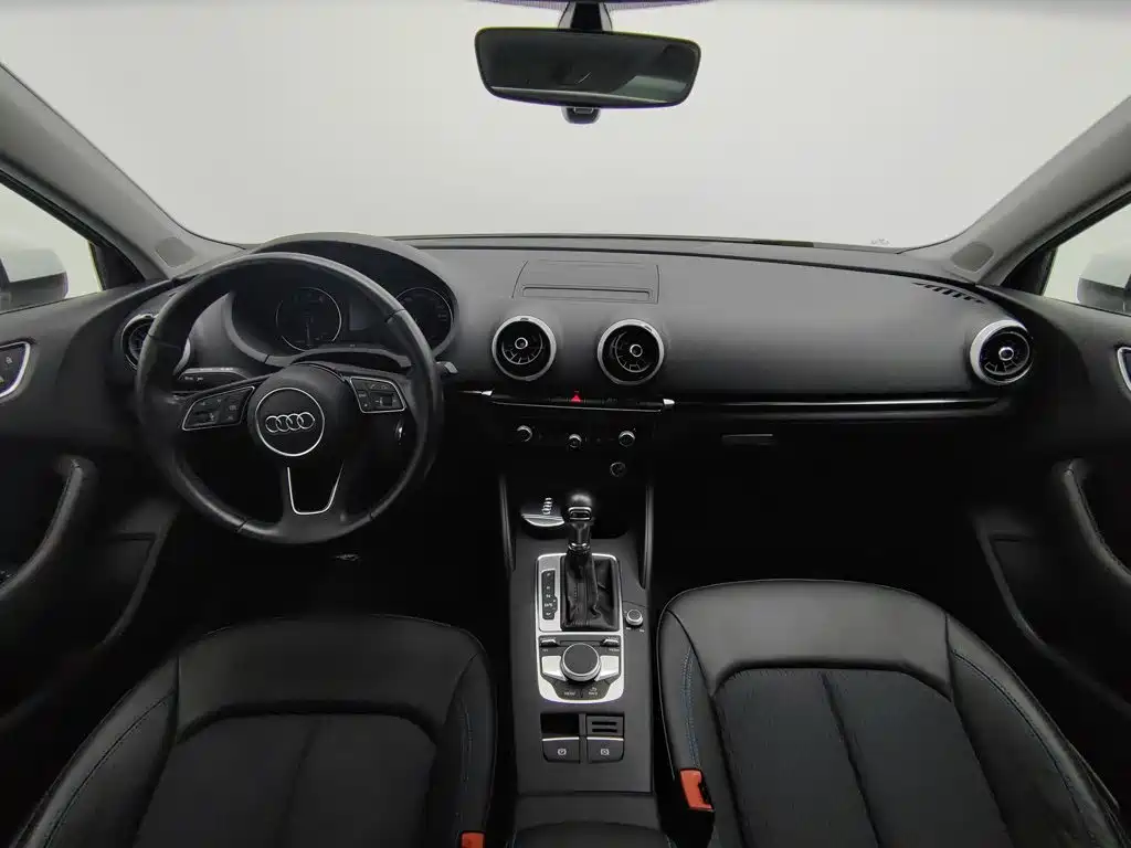 Фото 5 - Audi A3