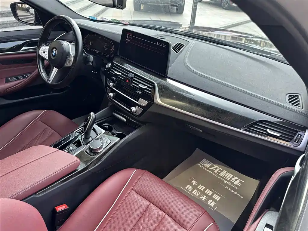 BMW 5 Series 2022 Model Second Facelift 525Li M Sport Package фото 19