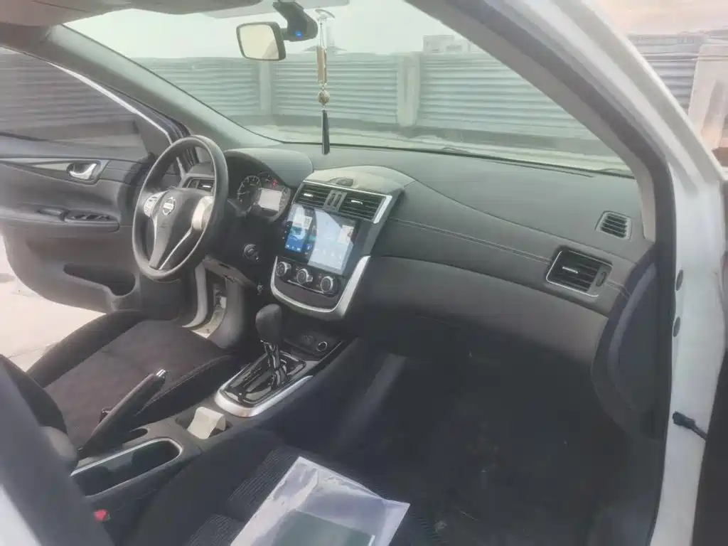 Nissan Tiida 2023 2024 1.6L CVT Cool Sport Edition