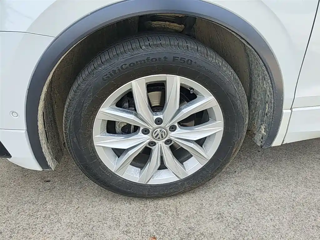 Volkswagen Tiguan 2017 Model 280TSI 2WD Elite Edition фото 23
