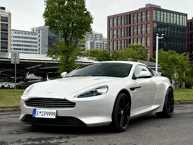 Aston Martin Aston Martin DB9 2013 6.0L Coupe