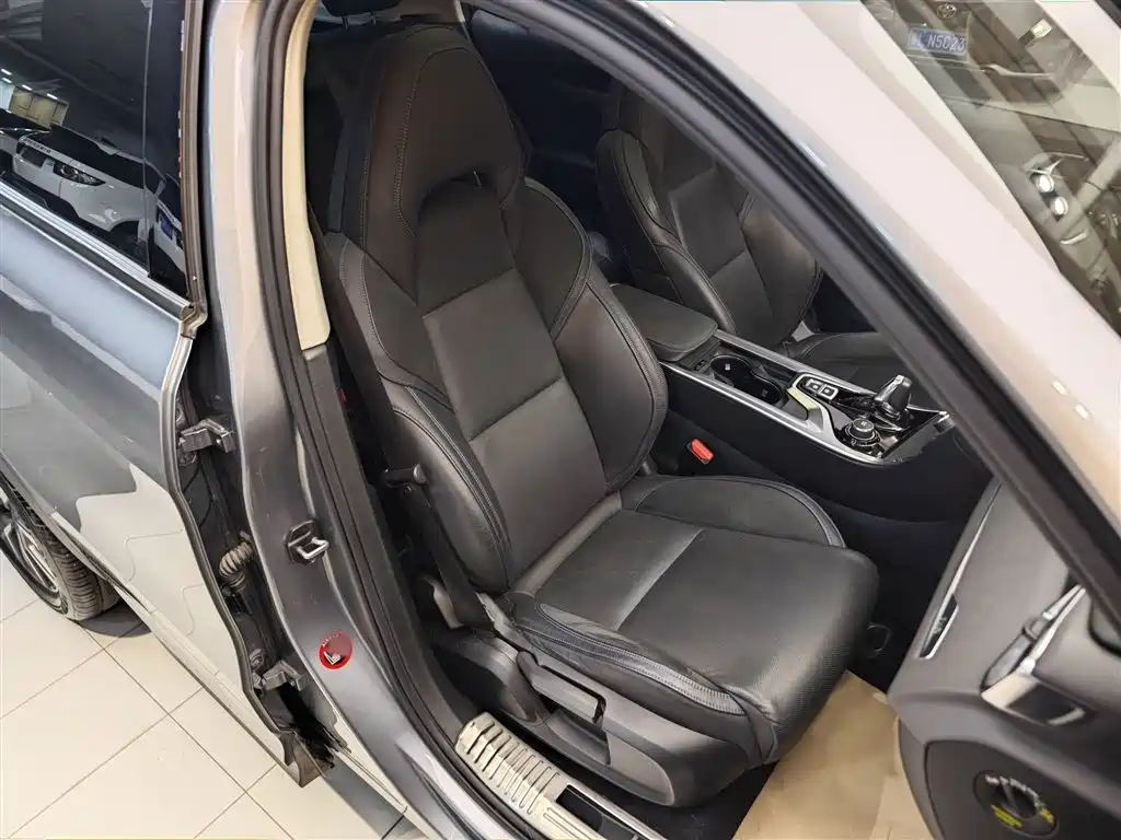 Lynk & Co 01 EM-P 2019 1.5T PHEV Power China VI фото 25