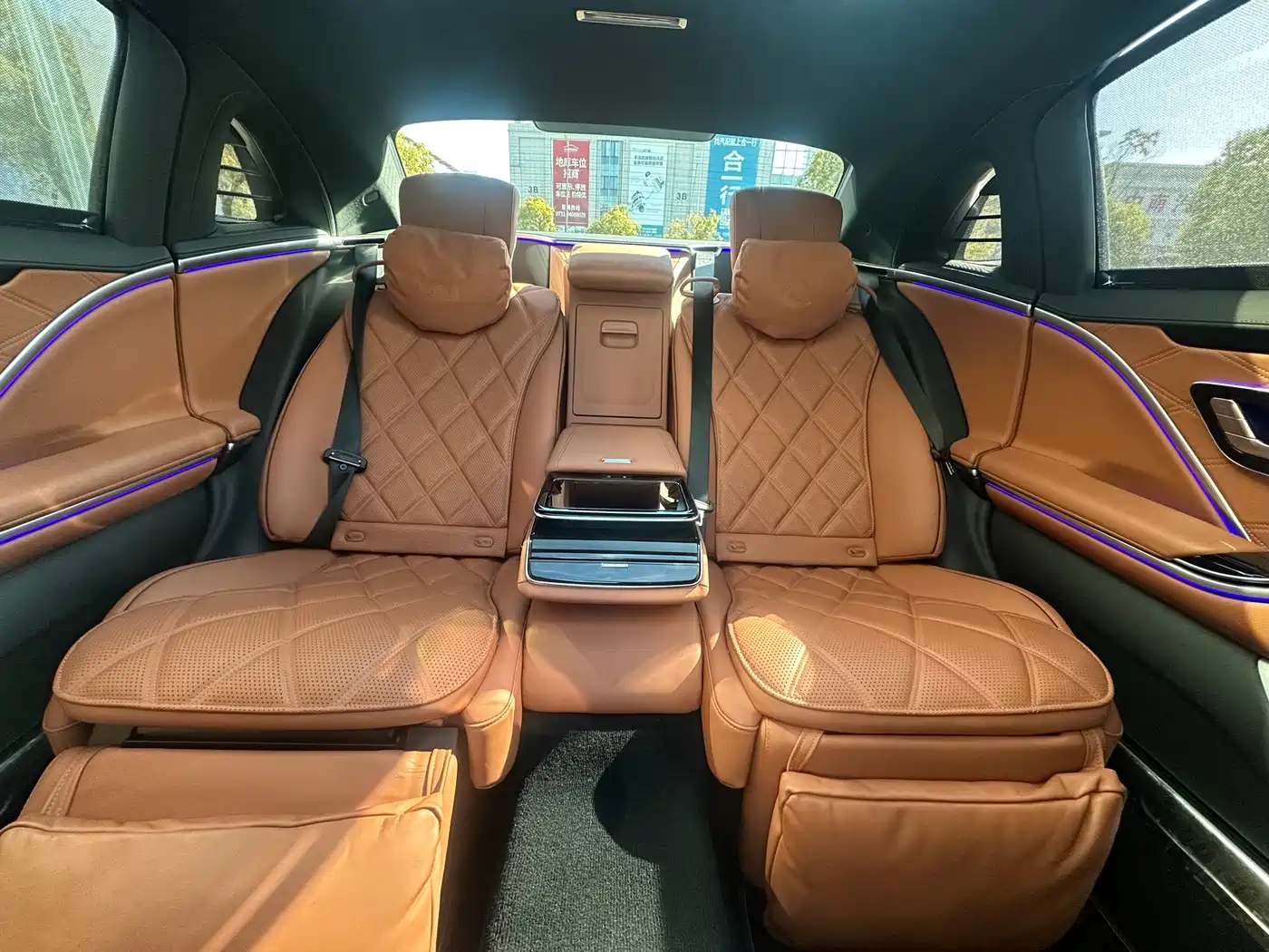 Mercedes-Benz Maybach S-Class 2025 Model S 480 4MATIC фото 13