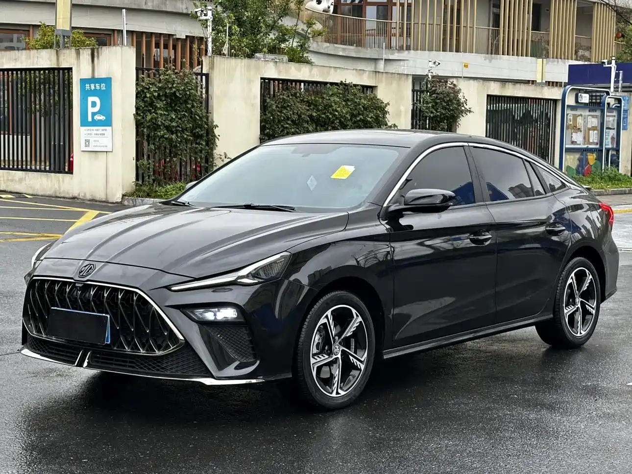 MG 5 Scorpio 2022 1.5T Luxury Edition