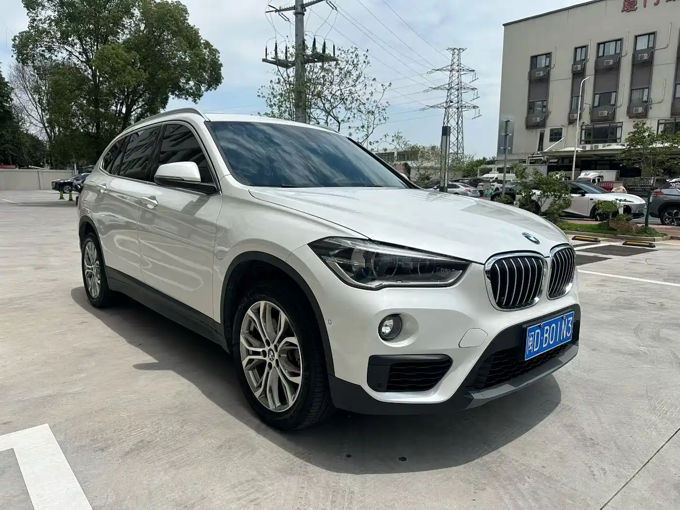 BMW X1 2019 sDrive20Li Leading Model фото 3