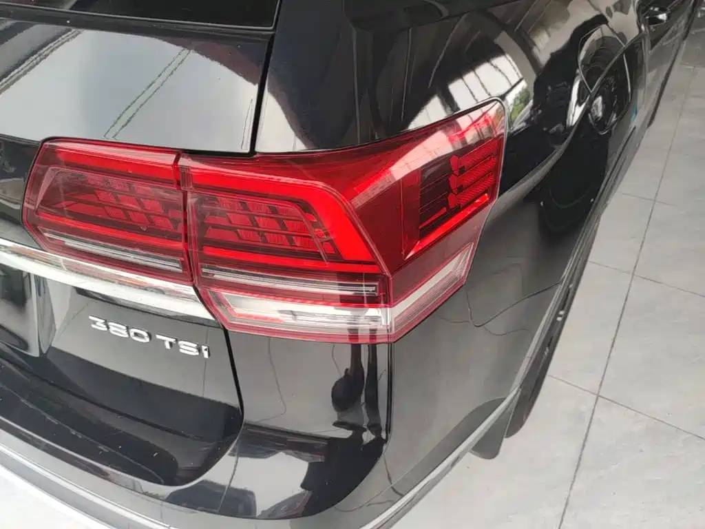 Фото 8 - Volkswagen Teramont